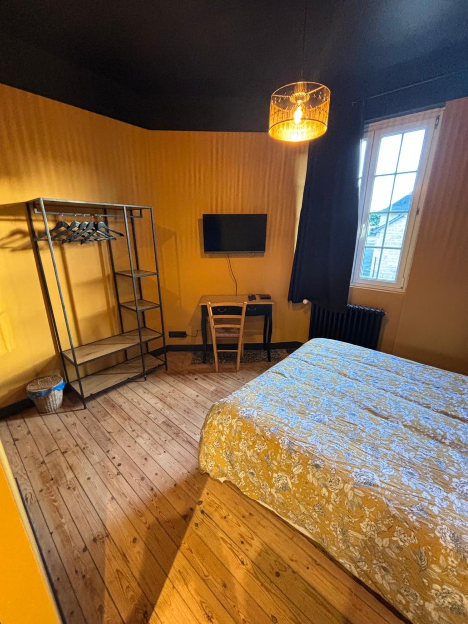 La Hacienda Negra Bed & Breakfast Saint-Jouan-des-Guerets Ngoại thất bức ảnh